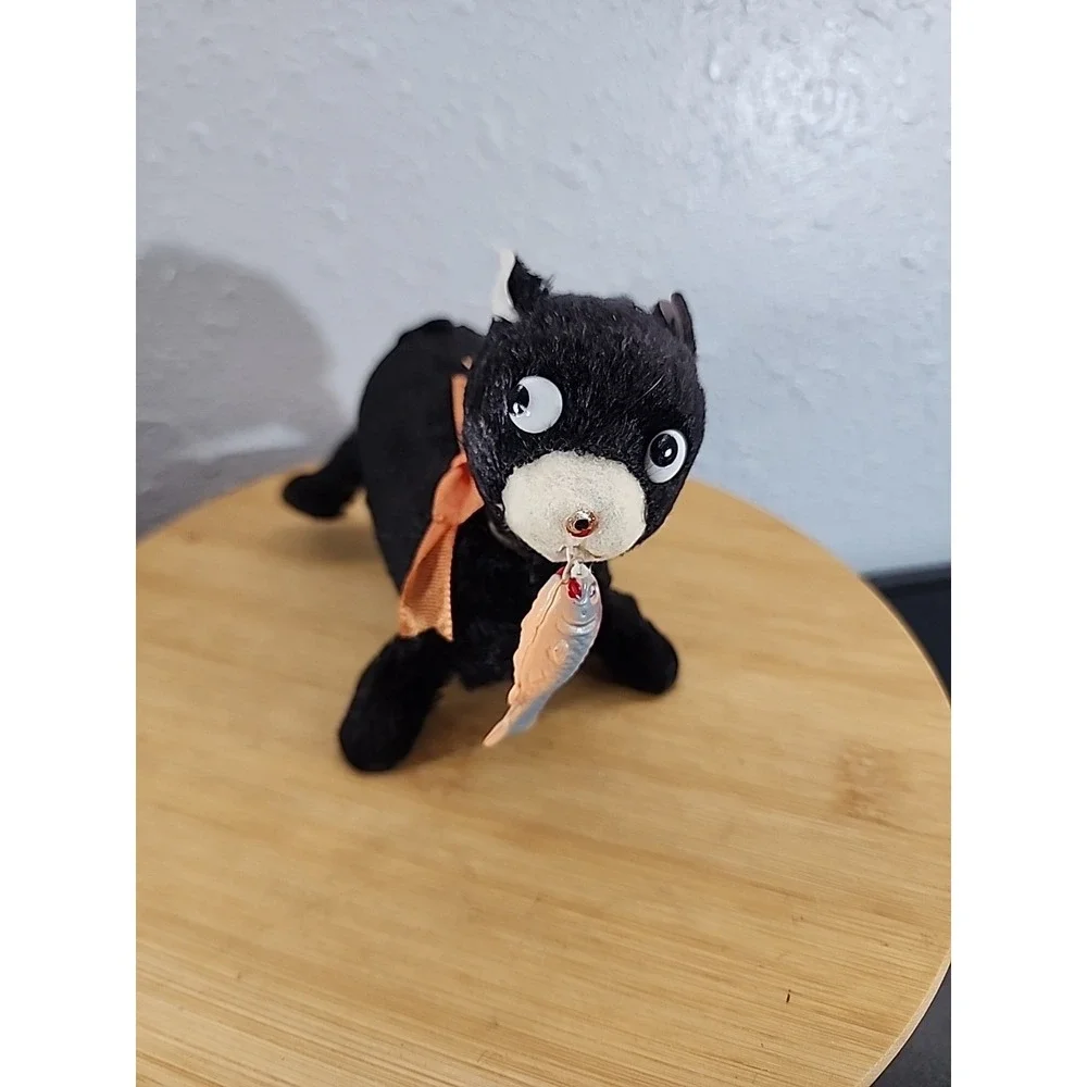 Vtg  Nomura Walkin Hungry Cub Bear With Fish In His Mouth RareWind-up Toy  Japan